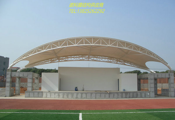 瀘西膜結構體育場選用米勒進口膜材FR1000